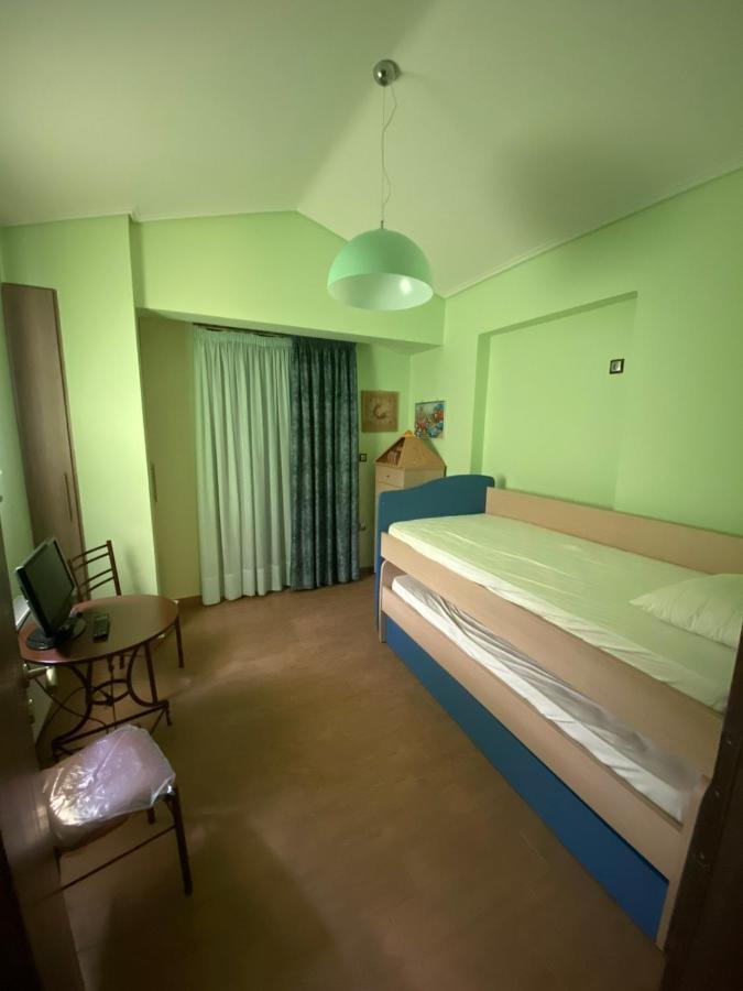 Villa Ria Kalawrita Zewnętrze zdjęcie